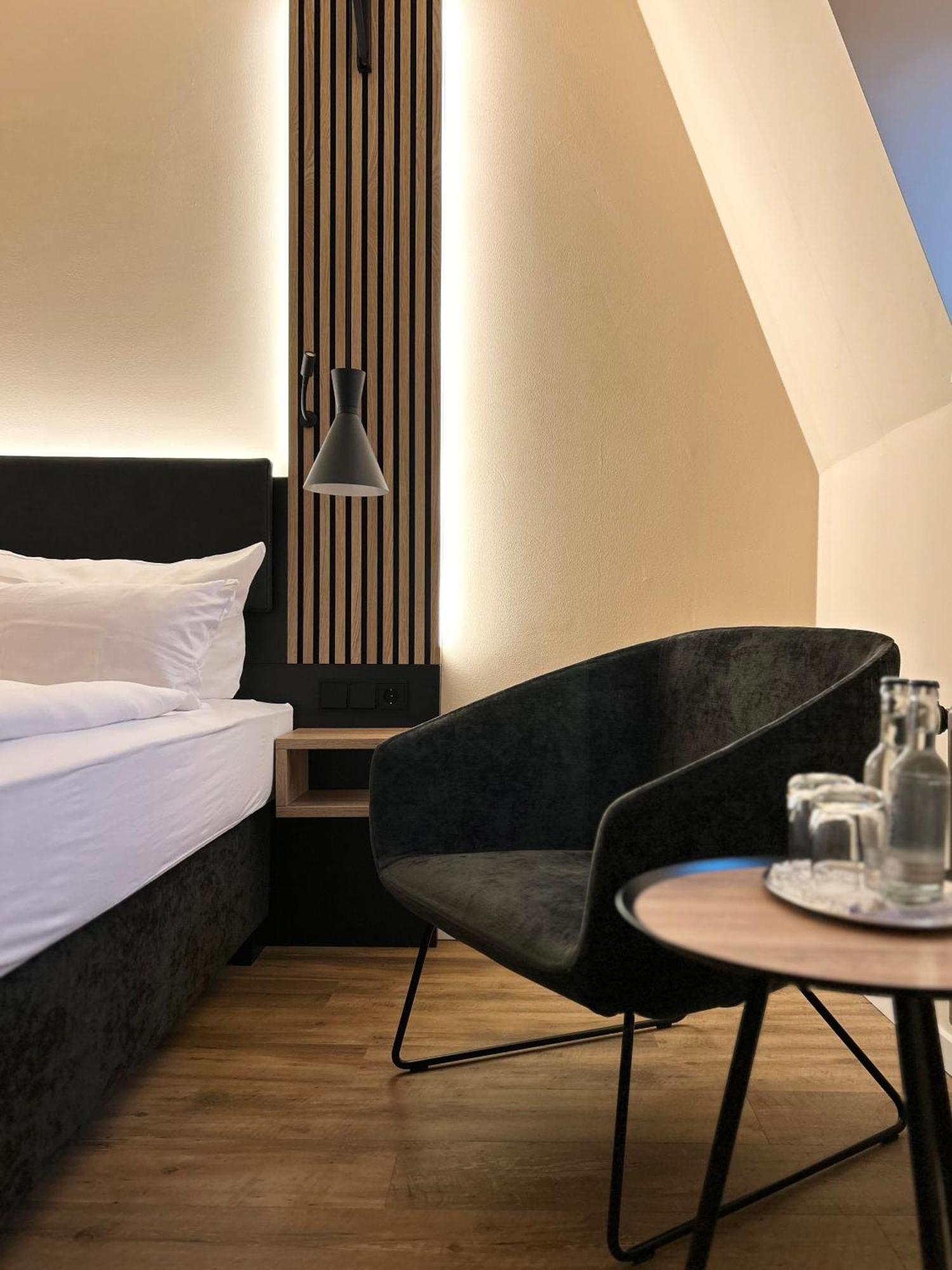 City Hotel Valois Βίλχελμσχαφεν Εξωτερικό φωτογραφία