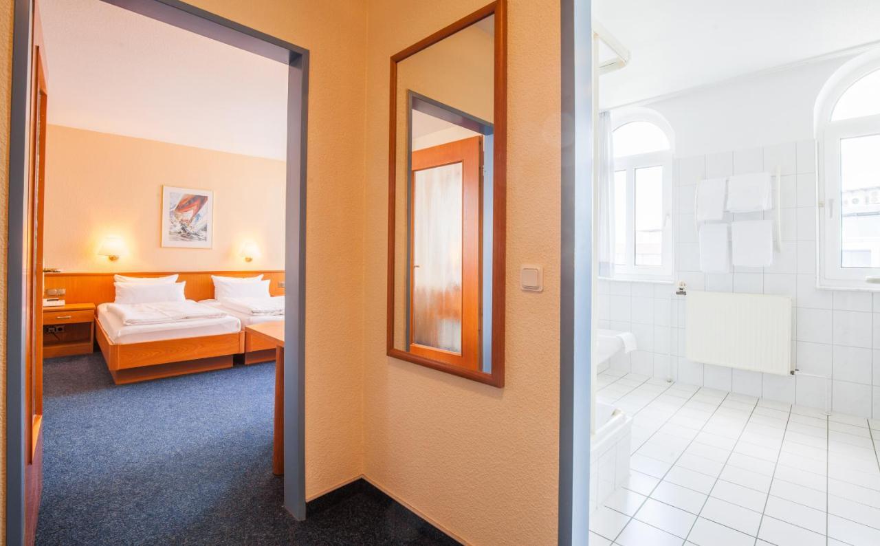 City Hotel Valois Βίλχελμσχαφεν Εξωτερικό φωτογραφία