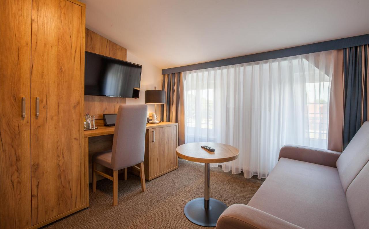 City Hotel Valois Βίλχελμσχαφεν Εξωτερικό φωτογραφία